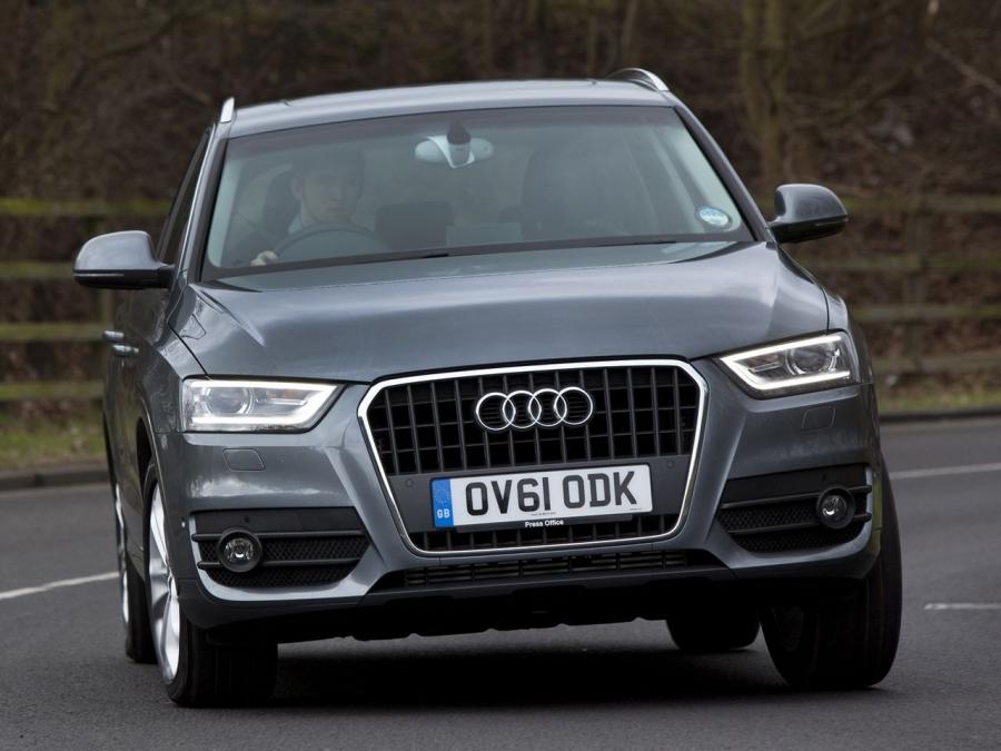  Audi Q3 2.0 TDI (8U) 2011 года  (UK) (фото 2 из 3)